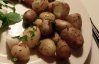 Opgebakken aardappelen met mosterd honing en peterselie