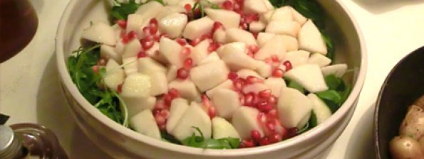 Salade met granaatappel en peer